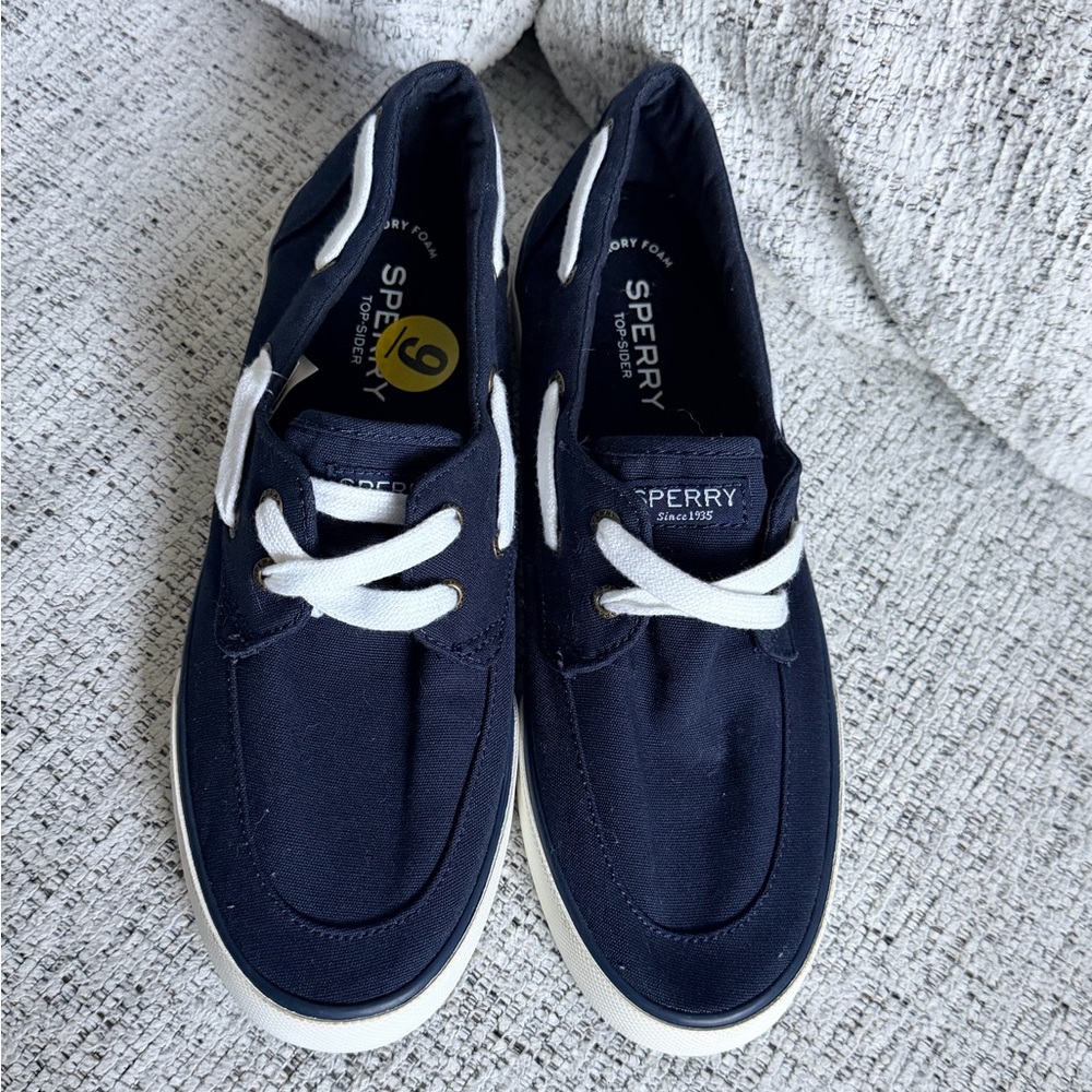 Sperry Canvas Boat Shoe Women’s 9 NWT